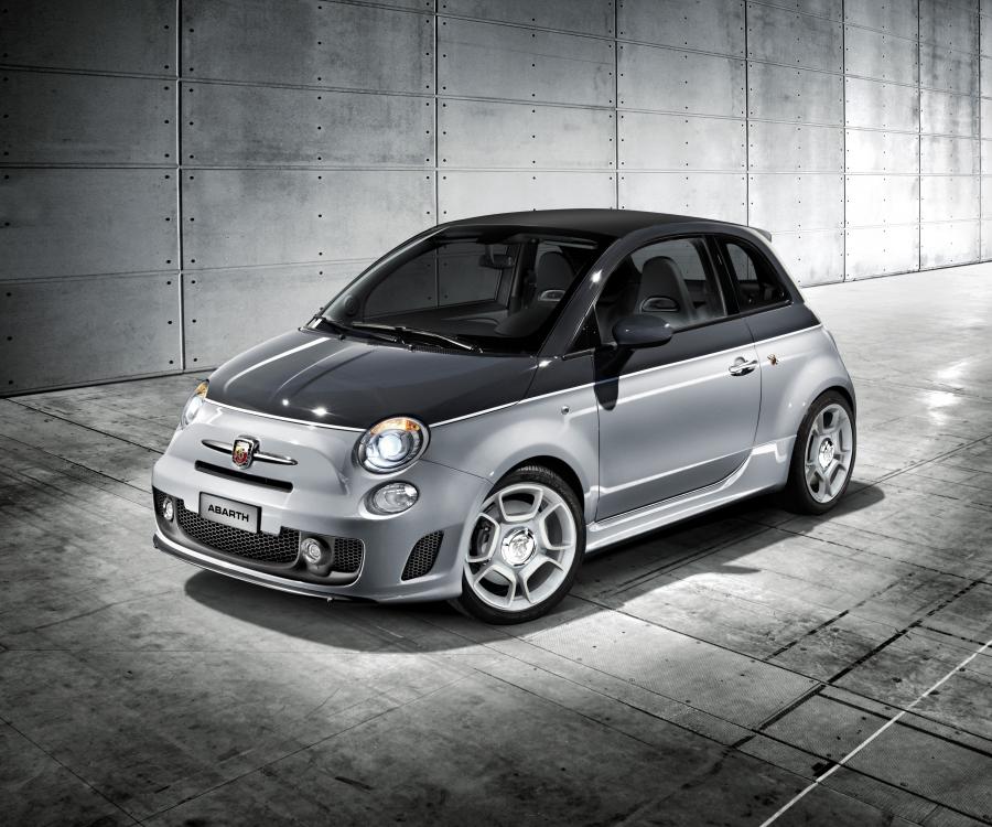  Abarth 500C 2010 года  (фото 47 из 48)